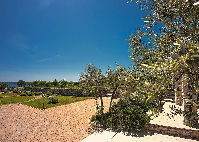 Semesterbostad Traumhafte Strandfinca Mit Eigenem Zugang Zum Und Klima, Wlan, Bbq Peroj