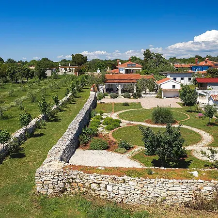 Traumhafte Strandfinca Mit Eigenem Zugang Zum Und Klima, Wlan, Bbq Vikendica Peroj